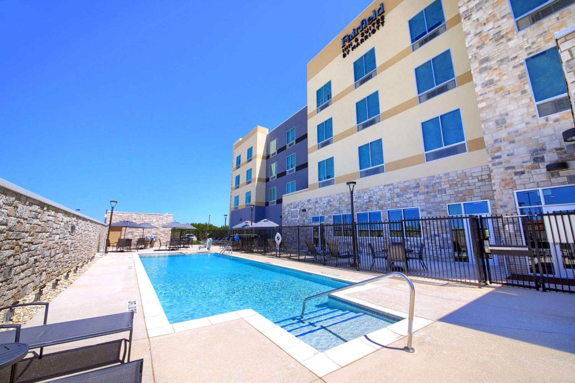 Fairfield Inn & Suites By Marriott Dallas Cedar Hill Zewnętrze zdjęcie